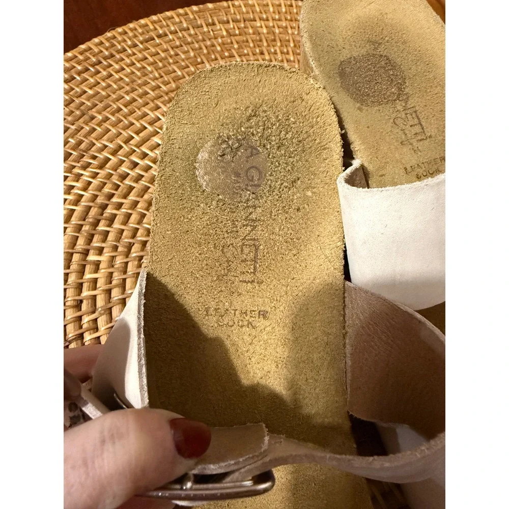 A. Giannetti wedge sandals